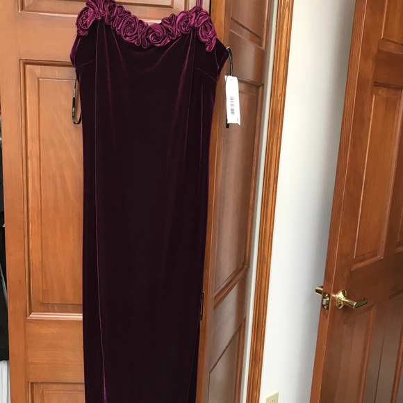 Prom Dress - Picture 1 of 2